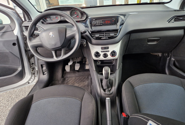 Peugeot 208  1.2 68ch Like 5p 