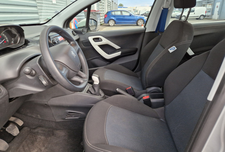 Peugeot 208  1.2 68ch Like 5p 