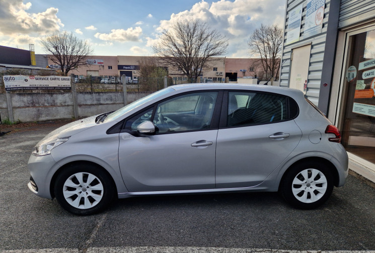 Peugeot 208  1.2 68ch Like 5p 