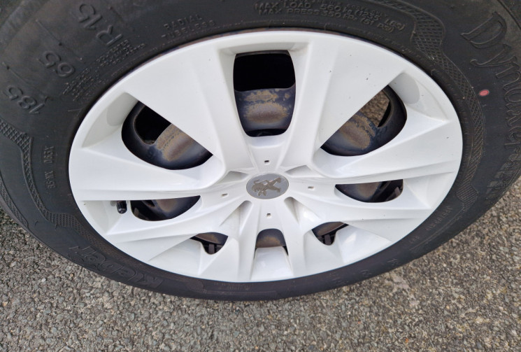 Peugeot 208  1.2 68ch Like 5p 