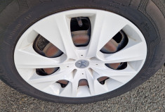 Peugeot 208  1.2 68ch Like 5p 