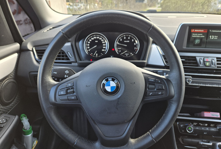 BMW SERIE 2 Active tourer 218iA 140ch Lounge* Radar * Bluetooth * Sport * Entretien Complet * TBE