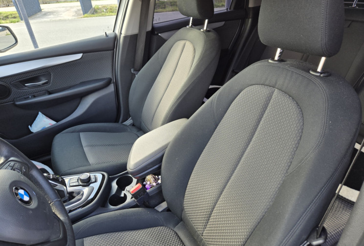 BMW SERIE 2 Active tourer 218iA 140ch Lounge* Radar * Bluetooth * Sport * Entretien Complet * TBE