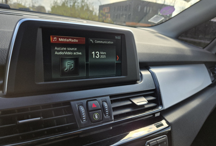 BMW SERIE 2 Active tourer 218iA 140ch Lounge* Radar * Bluetooth * Sport * Entretien Complet * TBE