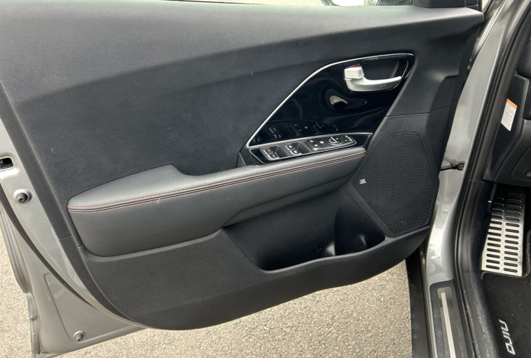 Kia Niro 1.6 GDi 141 Hybrid DCT6 105 cv Boîte auto 