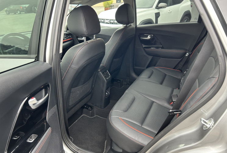 Kia Niro 1.6 GDi 141 Hybrid DCT6 105 cv Boîte auto 