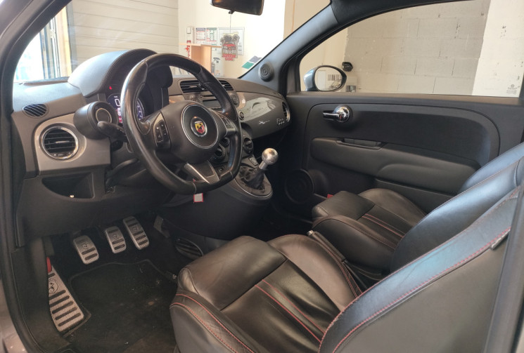 Abarth 500 1.4 Turbo T-Jet 160ch 595 Turismo CT OK