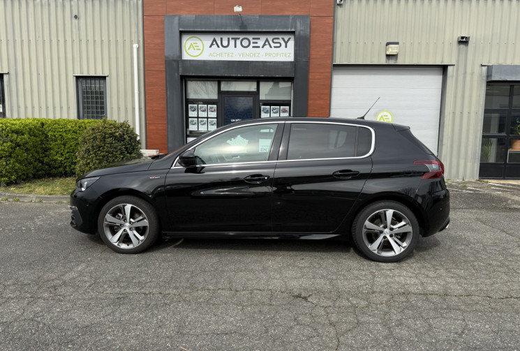 Peugeot 308 GT Line 1.2 130CH S&S EAT8 / CARPLAY/ SIEGES CHAUFFANTS ET MASSANTS