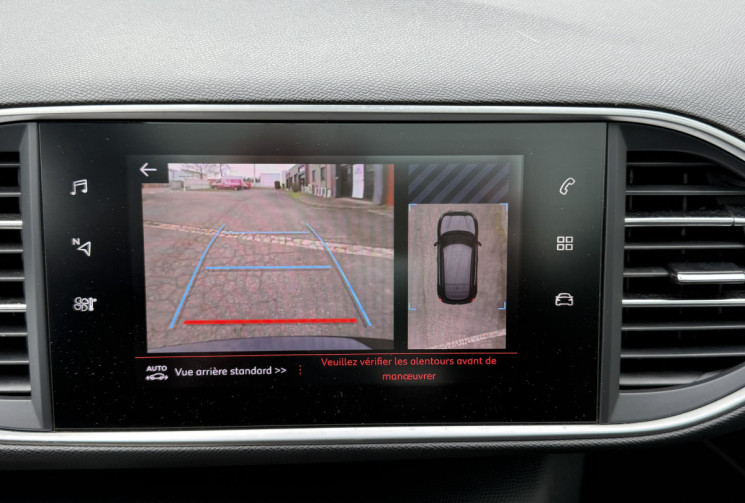 Peugeot 308 GT Line 1.2 130CH S&S EAT8 / CARPLAY/ SIEGES CHAUFFANTS ET MASSANTS