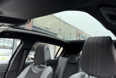 Peugeot 308 GT Line 1.2 130CH S&S EAT8 / CARPLAY/ SIEGES CHAUFFANTS ET MASSANTS