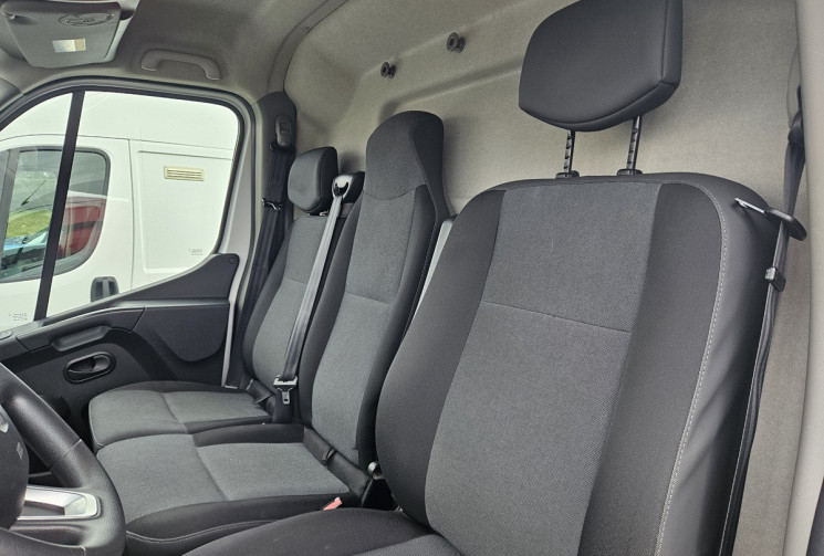 Renault Master III 2.3 DCI 135 F3300 L2H2 GRAND CONFORT TVA RECUP