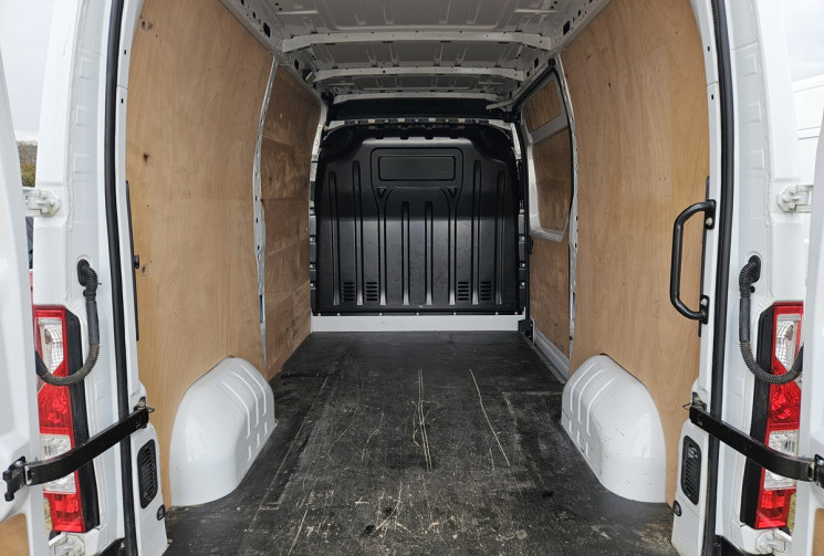 Renault Master III 2.3 DCI 135 F3300 L2H2 GRAND CONFORT TVA RECUP