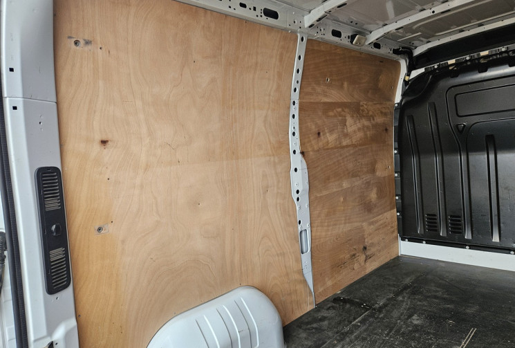 Renault Master III 2.3 DCI 135 F3300 L2H2 GRAND CONFORT TVA RECUP