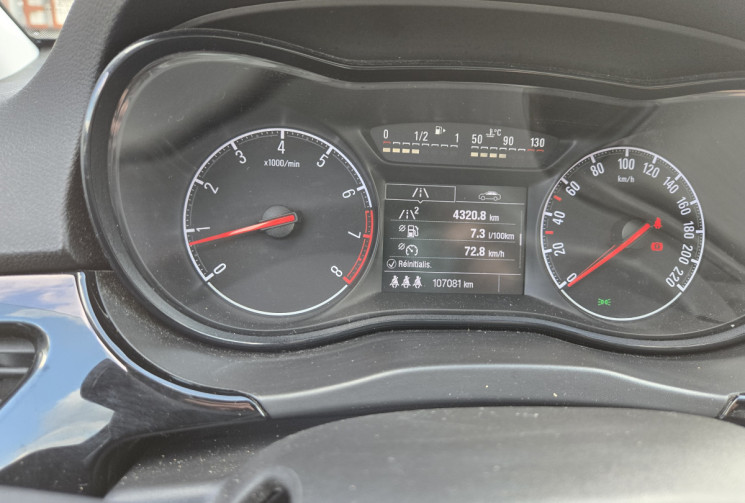 Opel Corsa 1.4 90ch Edition 5p * Carplay * moteur à chaine * Radar de recul * Entretien OK * *