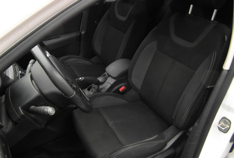 Citroën C4 BLUE HDI 100 MILLENIUM distribution faite