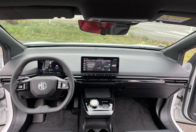 MG MG4 EV STANDART RANGE 170 CV BVA 