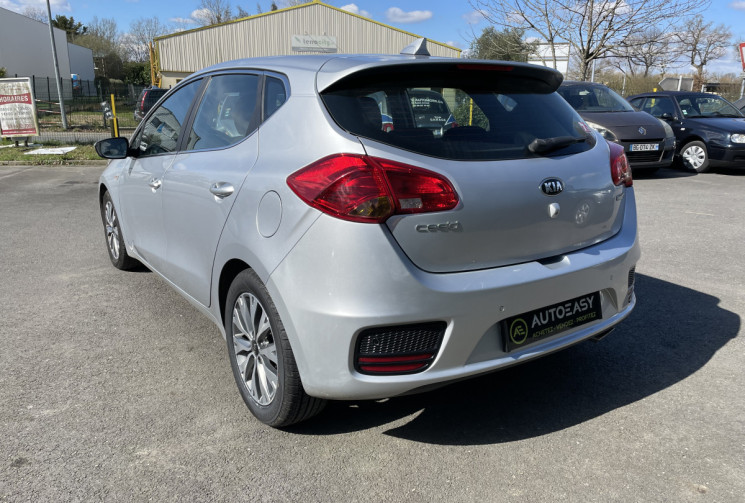 Kia Ceed 1.6 CRDi 110 ch ISG Active Business