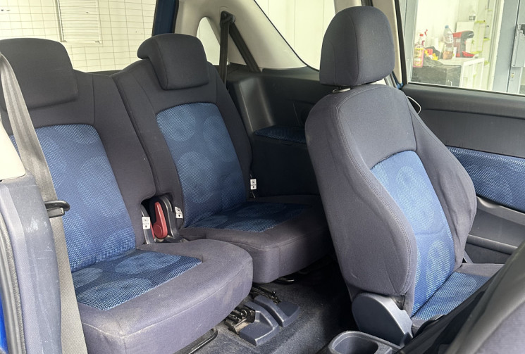 Peugeot 1007 1.4 16V 90 