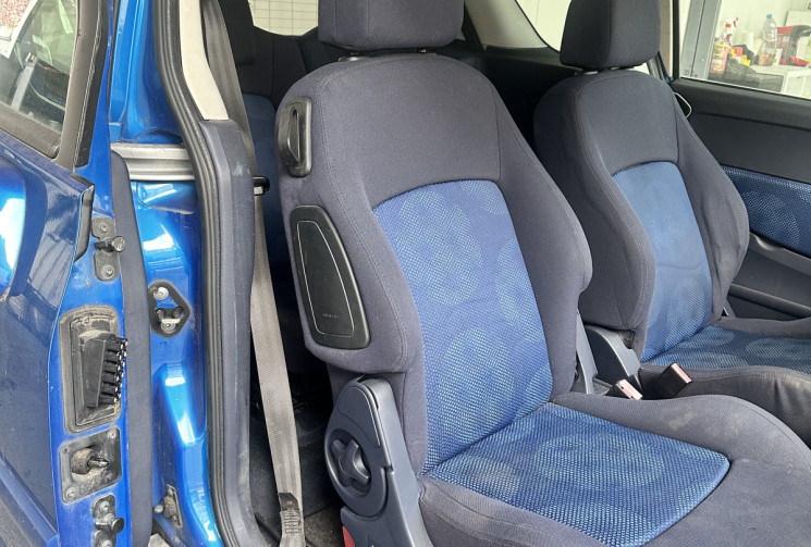 Peugeot 1007 1.4 16V 90 