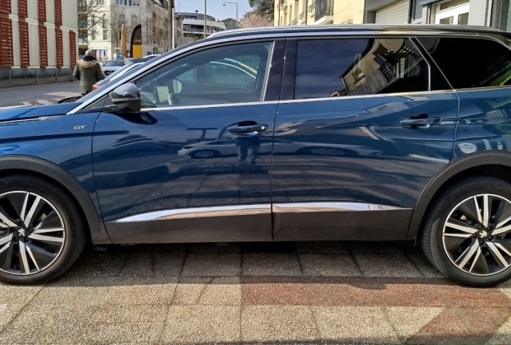 Peugeot 5008 1.6 THP 16V EAT8 S&S 180 ch / GT PACK / 7 places