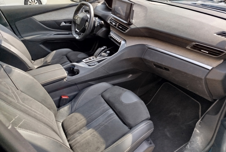 Peugeot 5008 1.6 THP 16V EAT8 S&S 180 ch / GT PACK / 7 places
