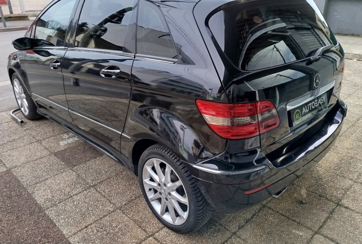 Mercedes CLASSE B 200 CDI - 1 ere MAIN - SUIVI FULL MERCEDES 