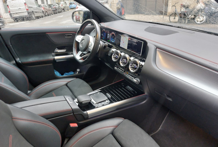 Mercedes EQA 250 AMG LINE 190 CH TOIT OUVRANT PANO 21500