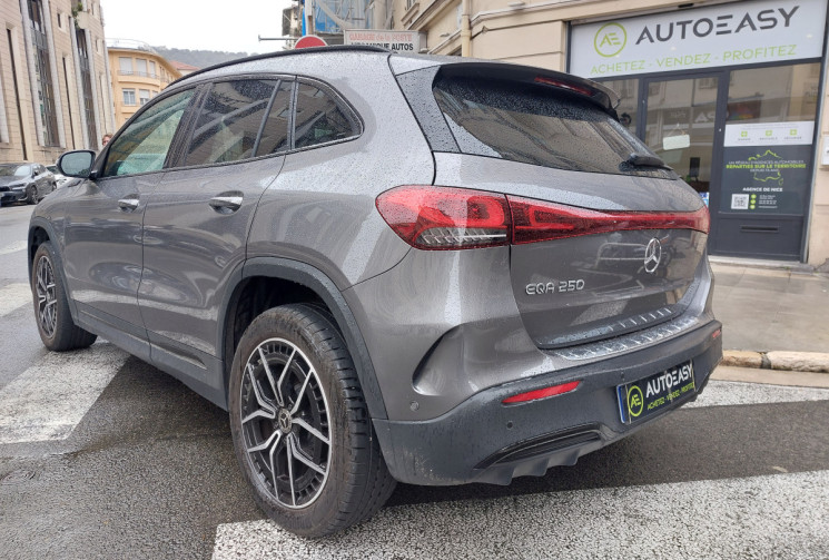Mercedes EQA 250 AMG LINE 190 CH TOIT OUVRANT PANO 21500