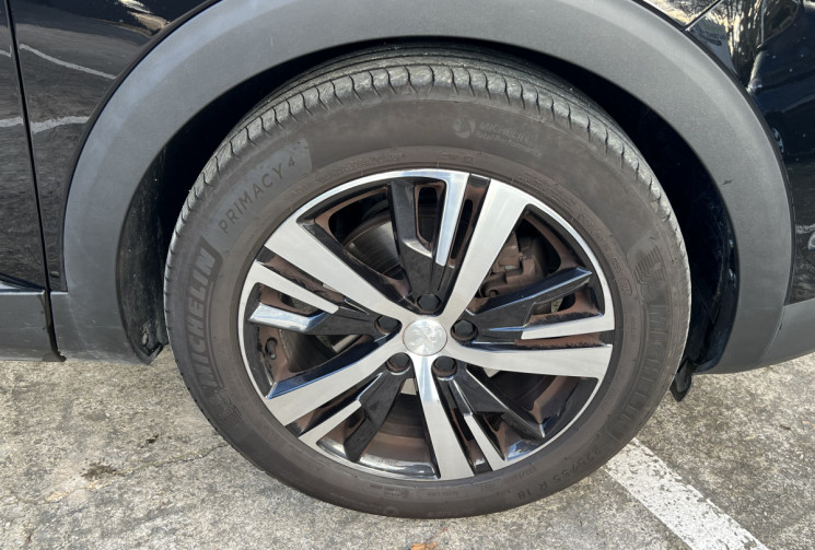 Peugeot 3008 1.5 BlueHDI 130 Allure / Sièges Chauffants / Caméra / LED / Hayon Electrique