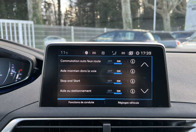 Peugeot 3008 1.5 BlueHDI 130 Allure / Sièges Chauffants / Caméra / LED / Hayon Electrique