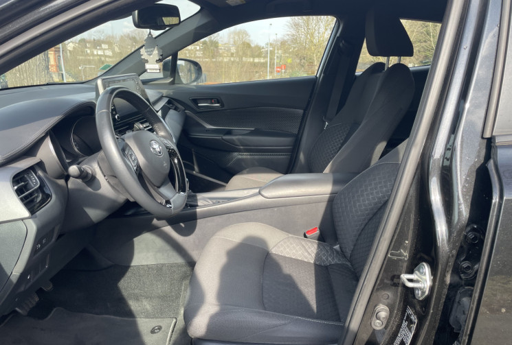 Toyota C-HR 2.0 VVT-i 16V HSD Hybrid 184 DYNAMIC ULTIMATE 1ERE MAIN ENTRETIEN COMPLET TOYOTA