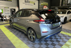 Nissan LEAF TEKNA 62KWH 215 CH PREMIÈRE MAIN