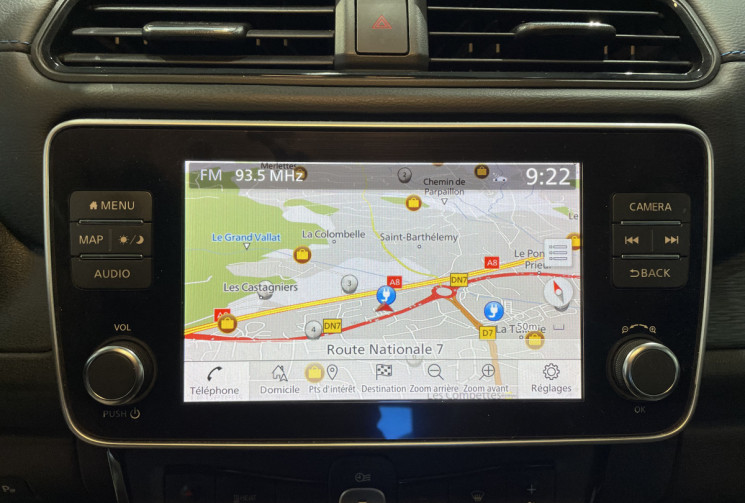 Nissan LEAF TEKNA 62KWH 215 CH PREMIÈRE MAIN
