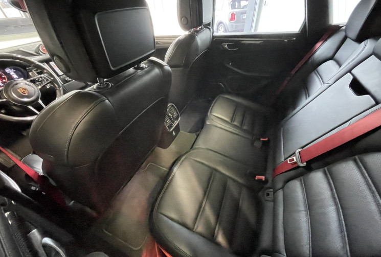 Porsche Macan 3.6 V6 440ch Turbo Pack Performance PDK (suivi PORSCHE)