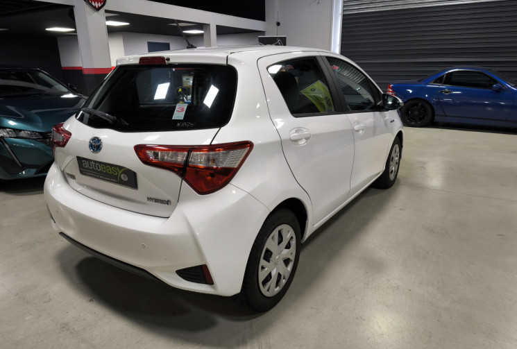 Toyota Yaris 1.5 100h Hybrid France Business - Premiere Main