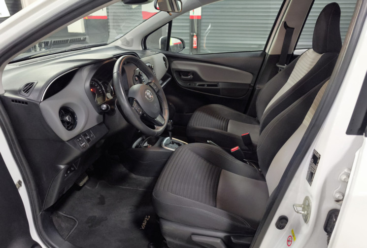 Toyota Yaris 1.5 100h Hybrid France Business - Premiere Main