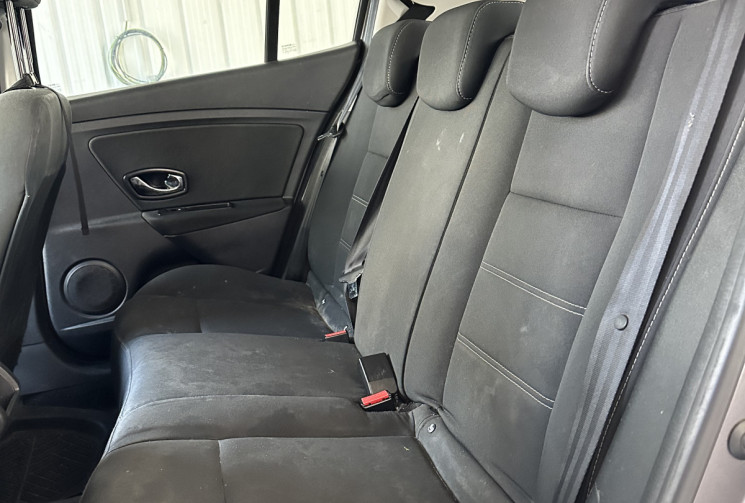 Renault Megane 1.5 DCI 110 GPS TOMTOM