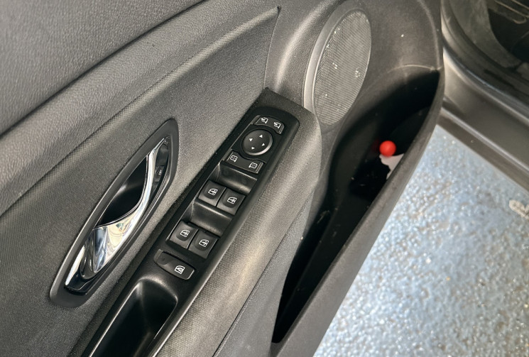Renault Megane 1.5 DCI 110 GPS TOMTOM