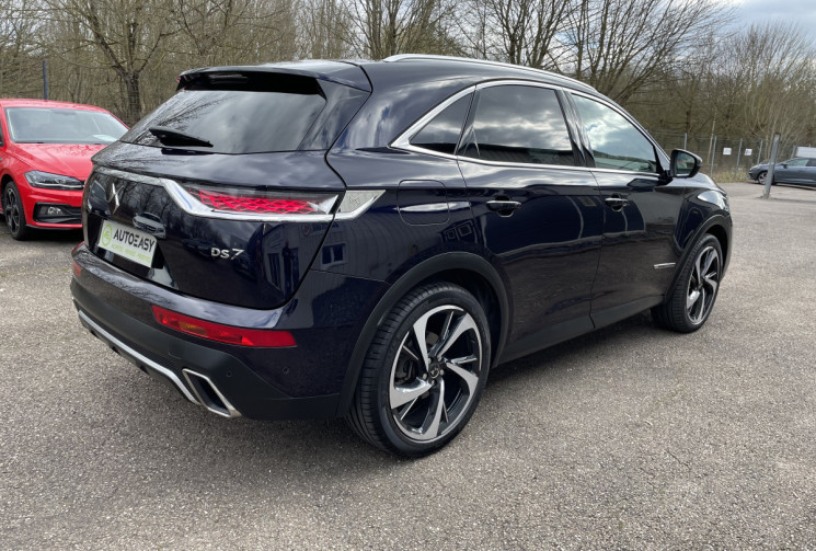 DS DS 7 Crossback 225 cv OPERA EAT8/Vision nocturne/Attelage/Suivi DS complet