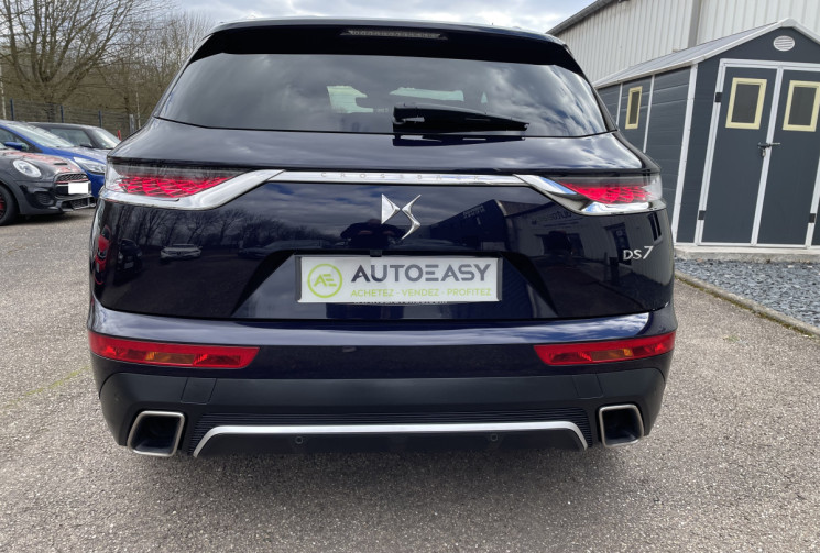 DS DS 7 Crossback 225 cv OPERA EAT8/Vision nocturne/Attelage/Suivi DS complet