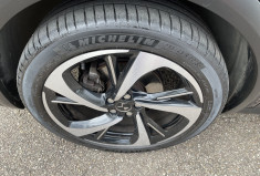 DS DS 7 Crossback 225 cv OPERA EAT8/Vision nocturne/Attelage/Suivi DS complet
