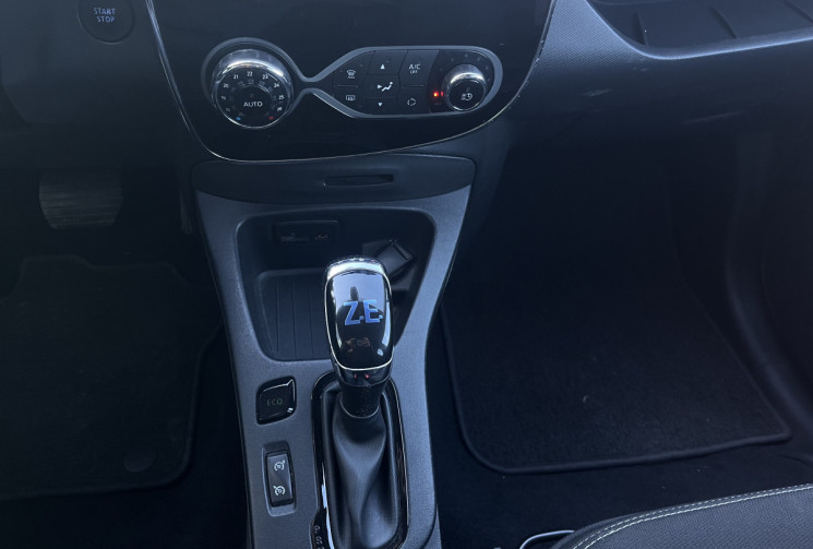 Renault ZOE INTENS - CHARGE NORMAL R90 - LOCATION BATTERIE