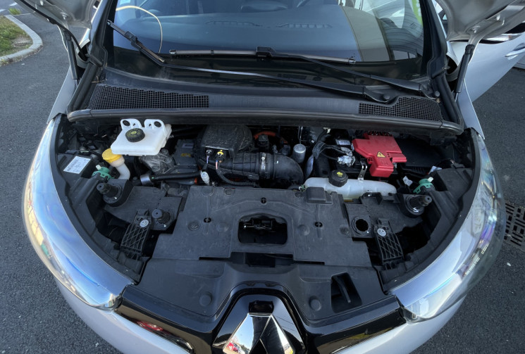 Renault ZOE INTENS - CHARGE NORMAL R90 - LOCATION BATTERIE