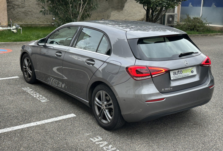 Mercedes Classe A 180 d 116ch Style Line 7G-DCT / Entretien complet / Caméra / Carplay Androidauto