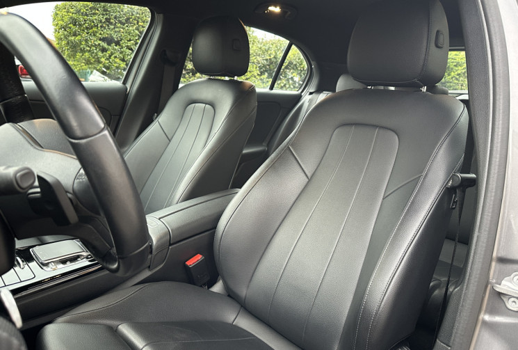 Mercedes Classe A 180 d 116ch Style Line 7G-DCT / Entretien complet / Caméra / Carplay Androidauto