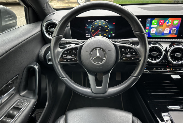 Mercedes Classe A 180 d 116ch Style Line 7G-DCT / Entretien complet / Caméra / Carplay Androidauto