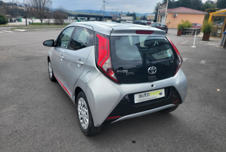 Toyota Aygo VVT-i  X PLAY