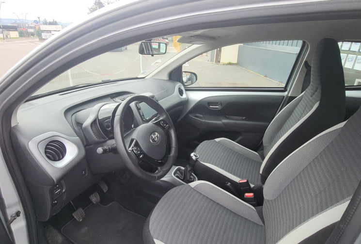 Toyota Aygo VVT-i  X PLAY