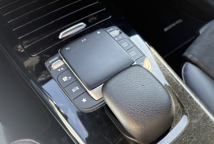 Mercedes Classe A 180d AMG Line * Toit Ouvrant * Carplay * Caméra * Angles Morts * Sièges Chauffants