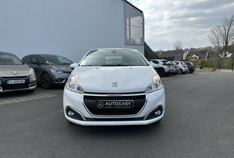 Peugeot 208 1.5 BlueHDi 100 Active Garantie premium jusqu'en 11/2026